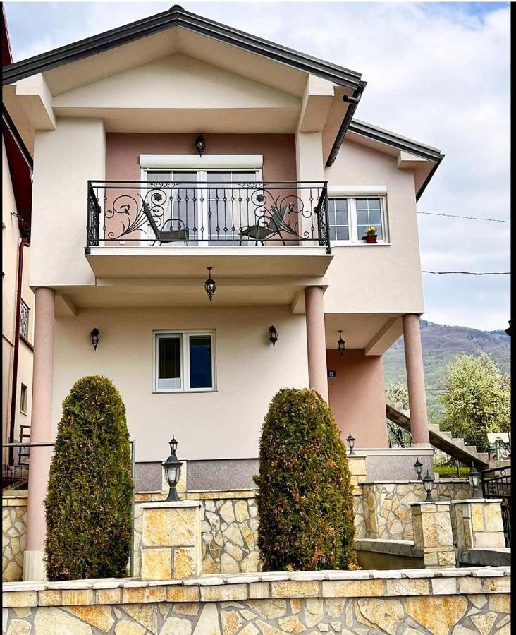 Ema Apartments Plav Esterno foto